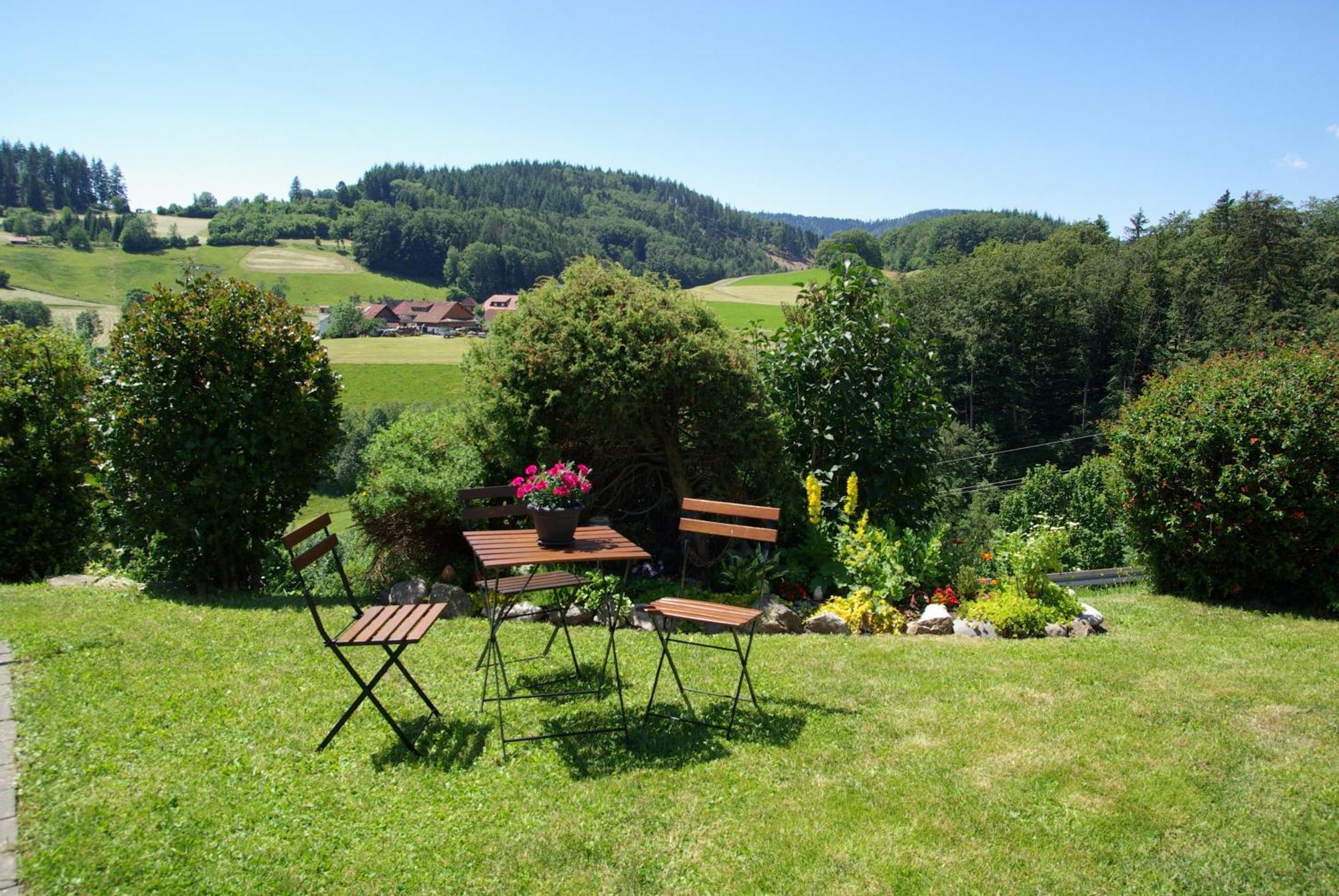 Haus Foehrenbach Apartament *